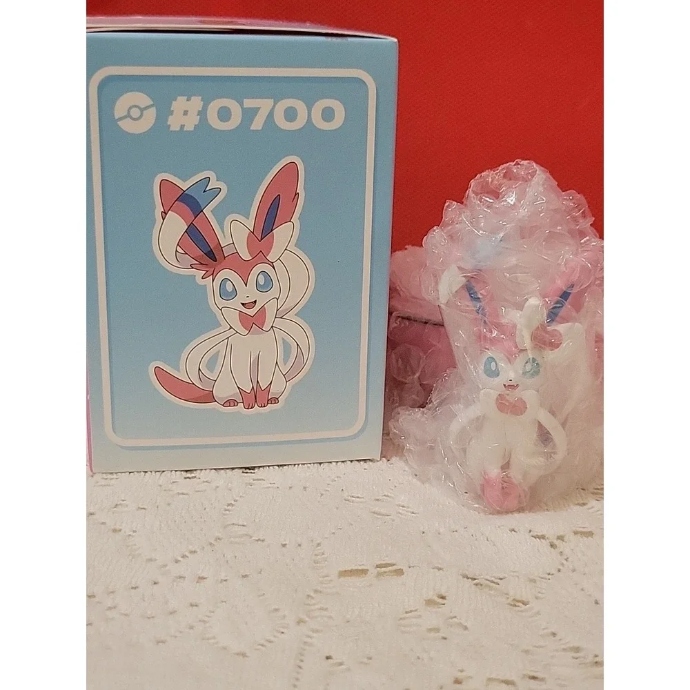 Langbowang x Pokémon Series Sitting Tumbler Ornament (Sylveon).